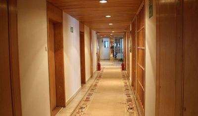 Imagine pentru Hotel Club A 3* valabile pentru Revelion 2025