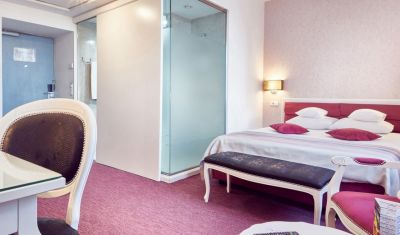 Imagine pentru Hotel Continental Forum Sibiu 4*  valabile pentru Revelion 2025