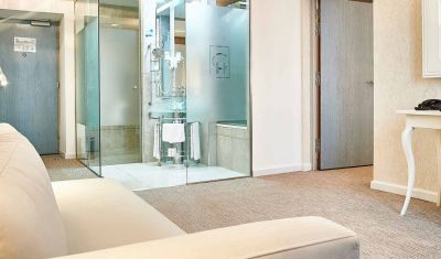 Imagine pentru Hotel Continental Forum Sibiu 4*  valabile pentru Revelion 2025