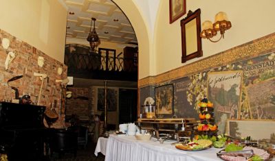 Imagine pentru Hotel Coroana 2* valabile pentru Revelion 2025