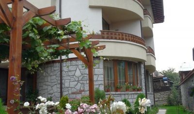 Imagine pentru Hotel Family Lina 3* valabile pentru Revelion 2025