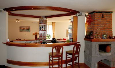 Imagine pentru Hotel Family Lina 3* valabile pentru Revelion 2025