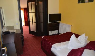 Imagine pentru Hotel Flo Mary 3* valabile pentru Revelion 2025
