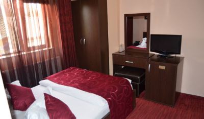Imagine pentru Hotel Flo Mary 3* valabile pentru Revelion 2025