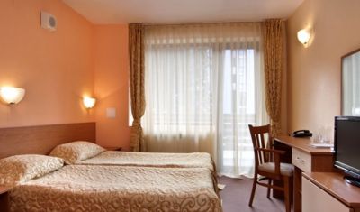Imagine pentru Hotel Flora Complex 2* valabile pentru Revelion 2025