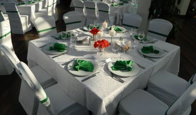 Imagine pentru Hotel Golden Tulip Ana Tower 4* valabile pentru Revelion 2025