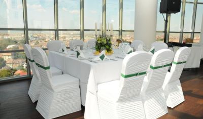 Imagine pentru Hotel Golden Tulip Ana Tower 4* valabile pentru Revelion 2025