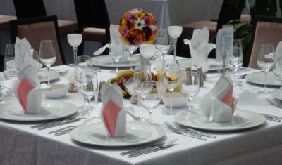 Imagine pentru Hotel Golden Tulip Ana Tower 4* valabile pentru Revelion 2025