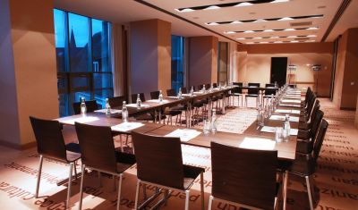 Imagine pentru Hotel Golden Tulip Ana Tower 4* valabile pentru Revelion 2025
