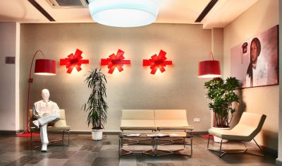 Imagine pentru Hotel Golden Tulip Ana Tower 4* valabile pentru Revelion 2025