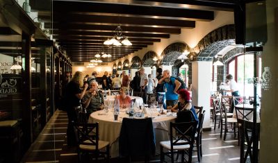 Imagine pentru Hotel Gradina Morii 3*  valabile pentru Revelion 2025