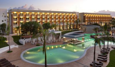 Imagine pentru Hotel H10 Ocean Vista Azul 5* valabile pentru Revelion 2025
