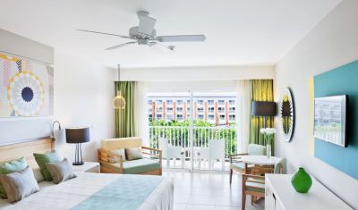 Imagine pentru Hotel H10 Ocean Vista Azul 5* valabile pentru Revelion 2025
