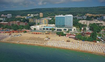 Imagine pentru Hotel International Casino & Tower Suites 5* valabile pentru Revelion 2025