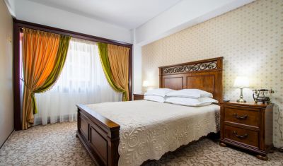 Imagine pentru Hotel Livadia 3*  valabile pentru Revelion 2025