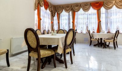 Imagine pentru Hotel Livadia 3*  valabile pentru Revelion 2025