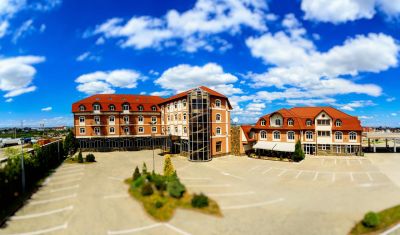 Imagine pentru Hotel Mercure Sibiu Airport 4*  valabile pentru Revelion 2025
