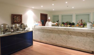Imagine pentru Hotel Old Palace Resort Sahl Hasheesh 5* valabile pentru Revelion 2025