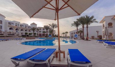 Imagine pentru Hotel Old Palace Resort Sahl Hasheesh 5* valabile pentru Revelion 2025
