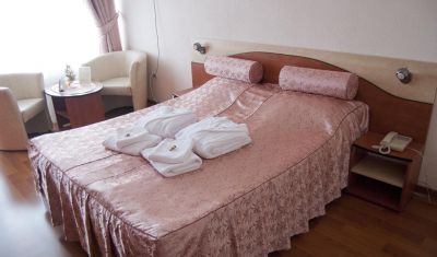 Imagine pentru Hotel Paradiso 3* valabile pentru Revelion 2025