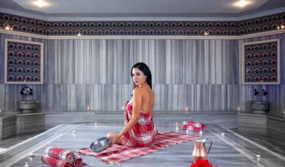 Imagine pentru Hotel Pine Beach Belek 5*  valabile pentru Revelion 2025