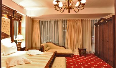 Imagine pentru Hotel Ramada 4* valabile pentru Revelion 2025