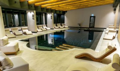 Imagine pentru Hotel Roman 3*  valabile pentru Revelion 2025