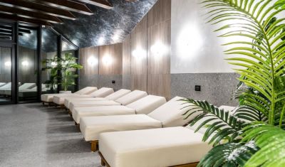 Imagine pentru Hotel Roman 3*  valabile pentru Revelion 2025