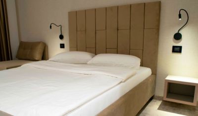 Imagine pentru Hotel Roman 3*  valabile pentru Revelion 2025