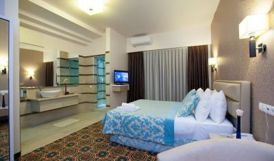 Imagine pentru Hotel Romanita 4*  valabile pentru Revelion 2025