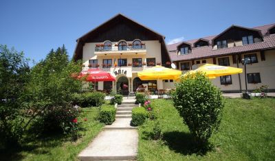 Imagine pentru Hotel Ruia 3* valabile pentru Revelion 2025