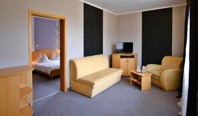 Imagine pentru Hotel Rusca 3*  valabile pentru Revelion 2025