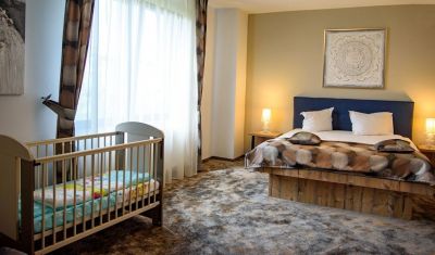 Imagine pentru Hotel Stefani 4* valabile pentru Revelion 2025
