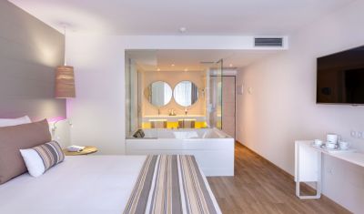 Imagine pentru Hotel Tigotan Lovers and Friends 4*(Adults Only 18+) valabile pentru Revelion 2025