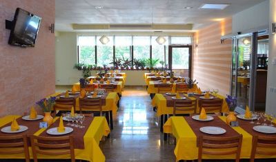 Imagine pentru Hotel Tisa 3* valabile pentru Revelion 2025