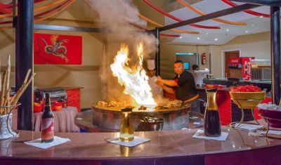 Imagine pentru Hotel Titanic Beach Resort 5* valabile pentru Revelion 2025