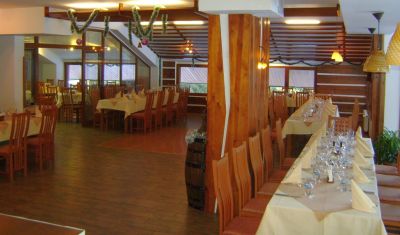 Imagine pentru Hotel Yanakiev Club 4* valabile pentru Revelion 2025