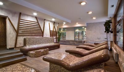 Imagine pentru Hotel Yanakiev Club 4* valabile pentru Revelion 2025