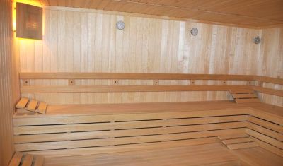 Imagine pentru Hotel Yanakiev Club 4* valabile pentru Revelion 2025