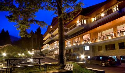 Imagine pentru Hotel Yanakiev Club 4* valabile pentru Revelion 2025