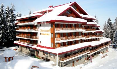 Imagine pentru Hotel Yanakiev Club 4* valabile pentru Revelion 2025