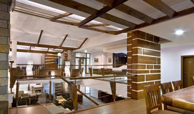 Imagine pentru Hotel Yanakiev Club 4* valabile pentru Revelion 2025