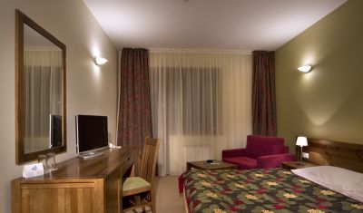 Imagine pentru Hotel Yanakiev Club 4* valabile pentru Revelion 2025