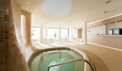 Imagine pentru Hotel Zenith Conference & Spa 4* valabile pentru Revelion 2025