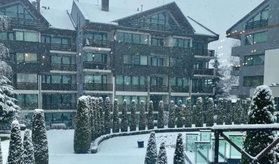 Imagine pentru Local Stay Complex by Best Western valabile pentru Revelion 2025