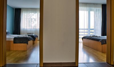 Imagine pentru Local Stay Complex by Best Western valabile pentru Revelion 2025
