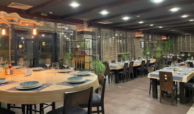 Imagine pentru Local Stay Complex by Best Western valabile pentru Revelion 2025