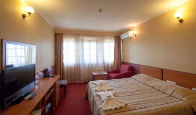 Imagine pentru Park Hotel Sevastokrator 3* valabile pentru Revelion 2025