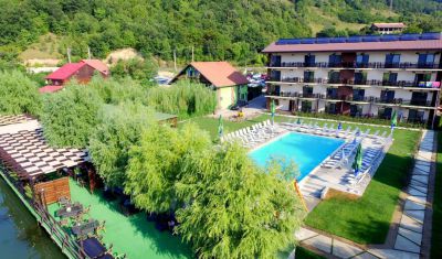 Imagine pentru Pensiunea si Casa Danubia 4* valabile pentru Revelion 2025