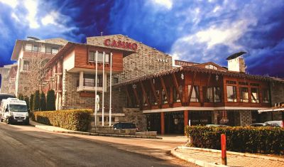 Imagine pentru Platinum Hotel & Casino 4* valabile pentru Revelion 2025